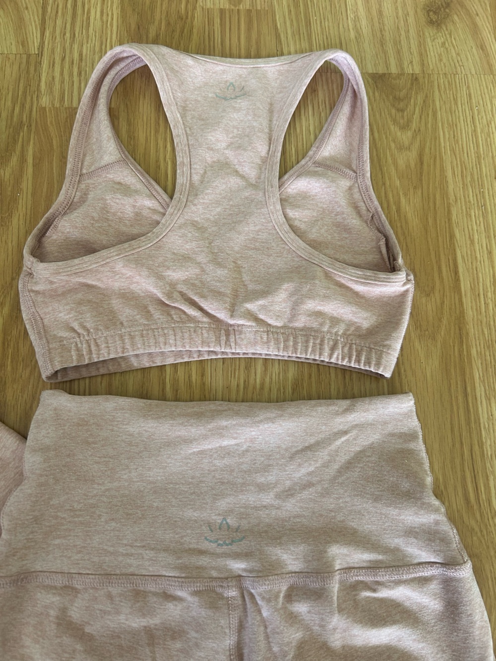 Beyond Yoga Set - Picture 3 of 8